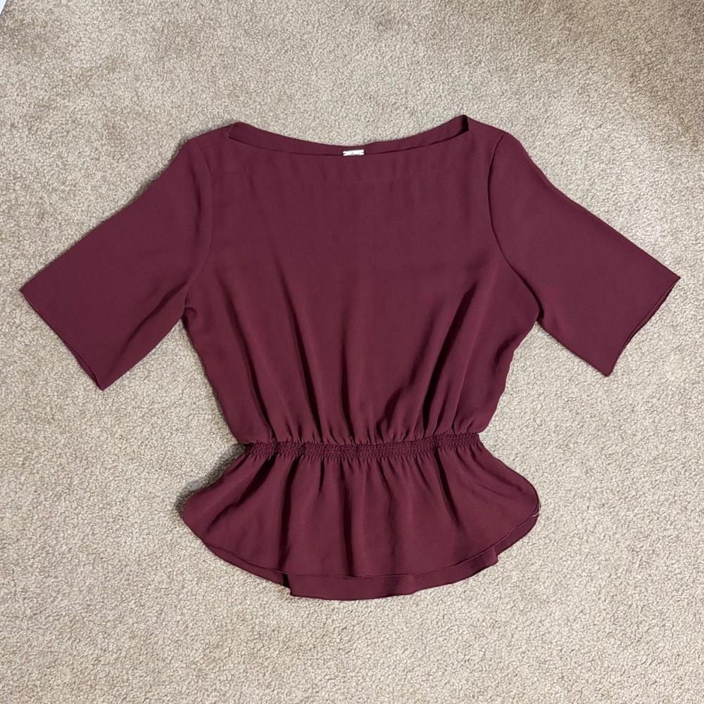 Aritzia Wilfred Maroon Small